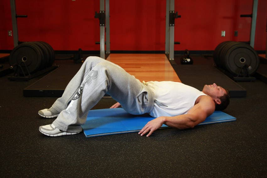 Glute bridge, position 1